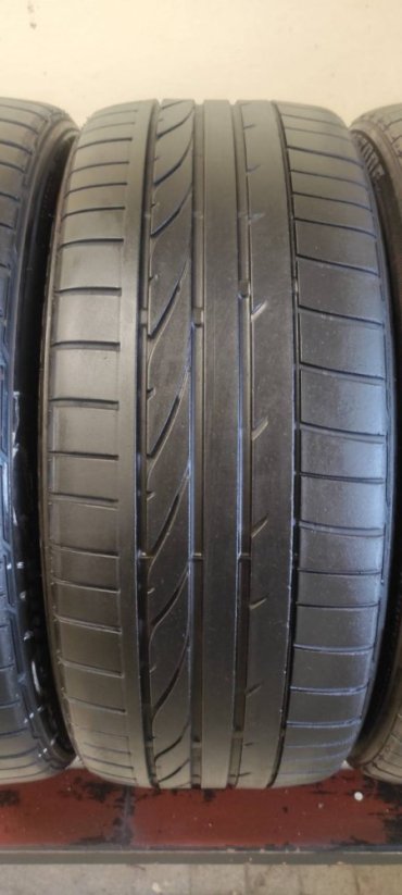 Letní pneu Bridgestone 205/45/17 3,5-5mm (Použité)