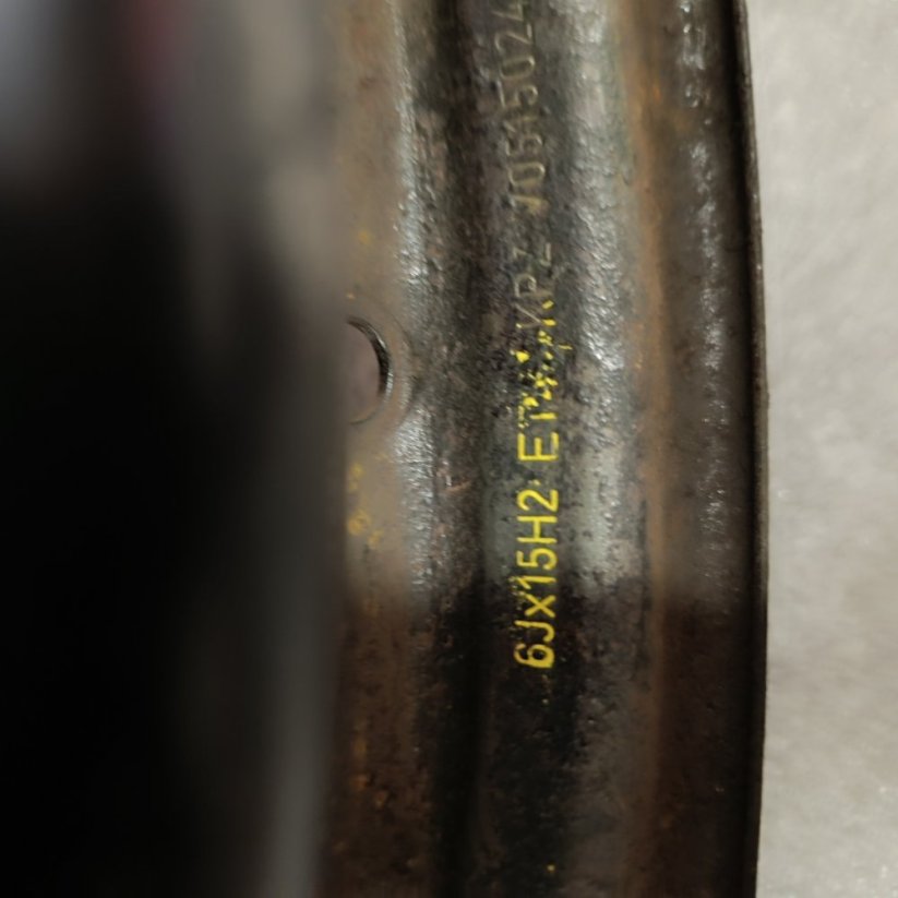 Ocelový disk VW, Škoda 6Jx15'', 5x112, ET47 1kus (Použité)