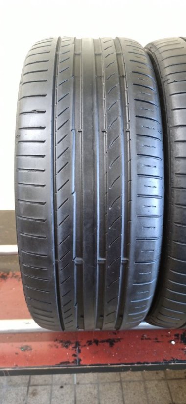 Continental 225/45 R18 95Y 3-3,5mm (Použité)