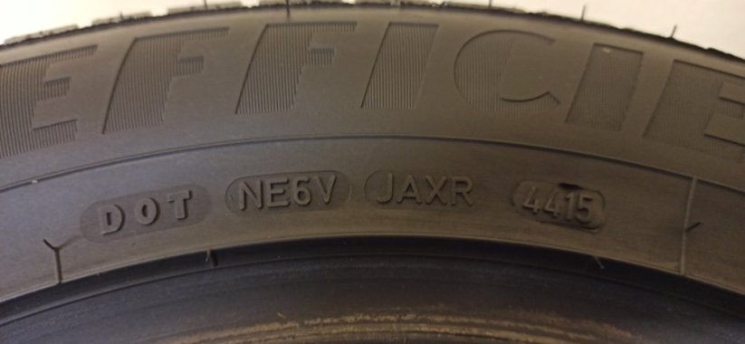 Goodyear Efficient Grip SUV 215/65 R16 98V 8 mm (Bazarové)