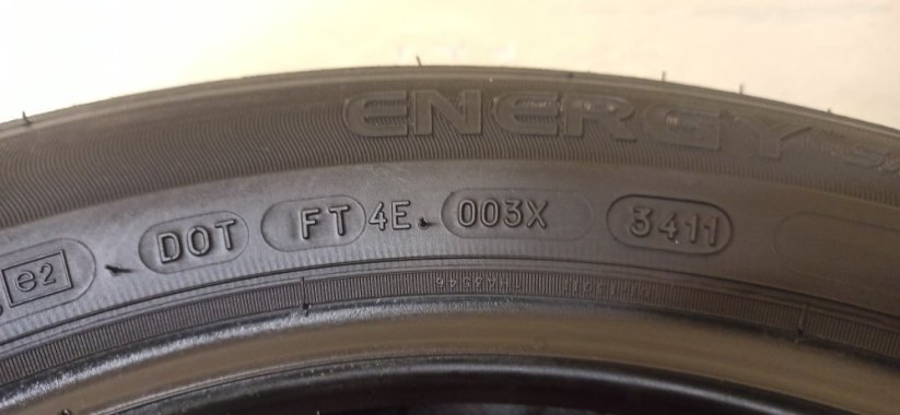Michelin 175/65 R15 84T 5,5-6mm (Použité)
