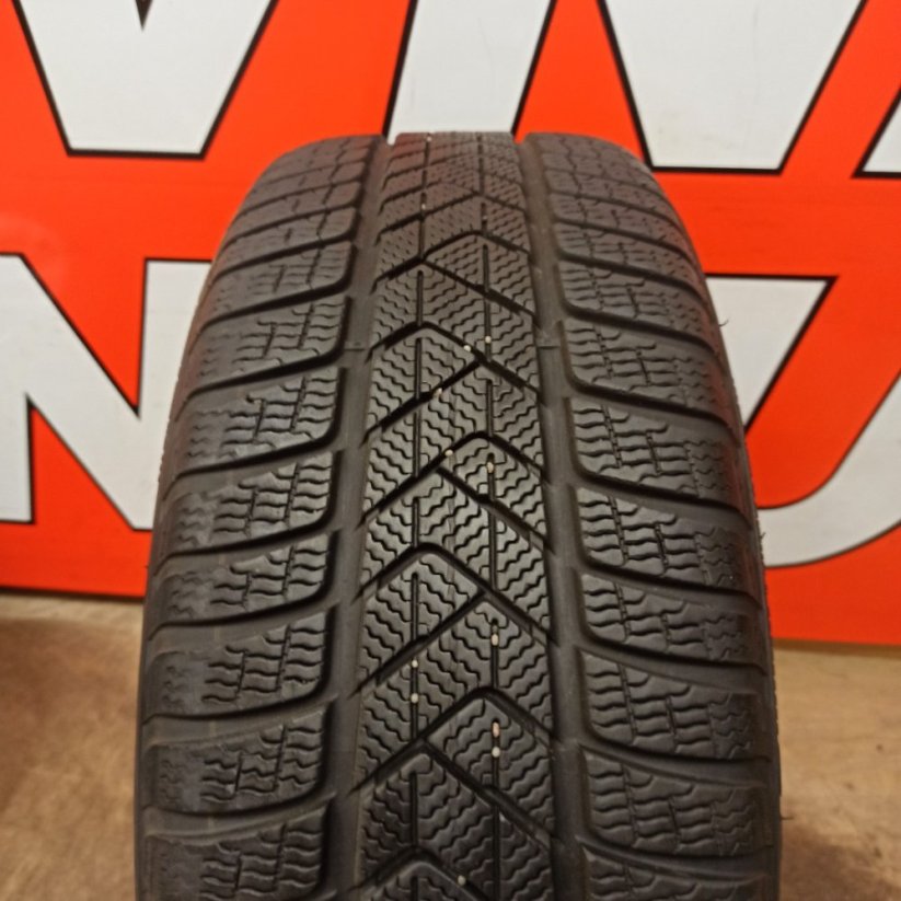Originál alu kola BMW 5 (G30, G31) zimní pneu R18