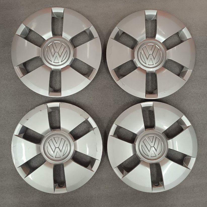 Puklice Volkswagen 14" (bazarové)