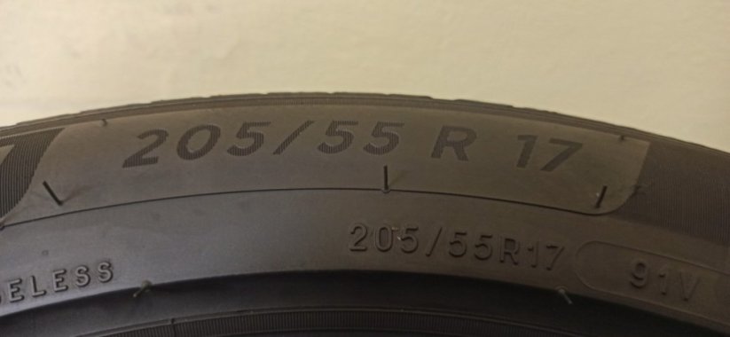 Michelin Primacy 4 205/55 R17 91V 5,5 - 6 mm (Použité)