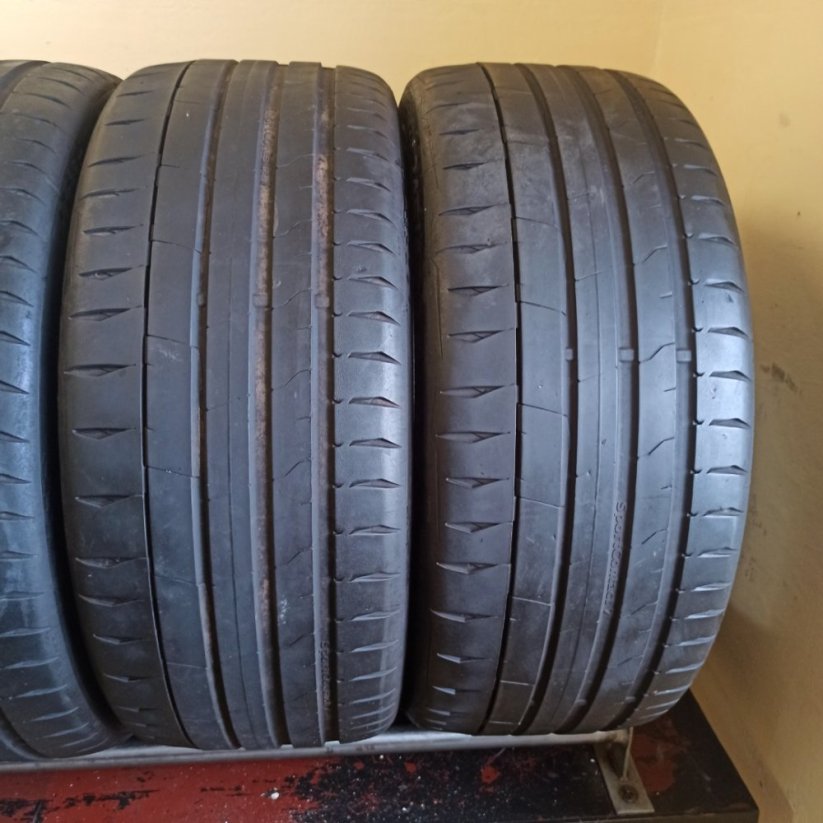 Continental 245/45 R19 102Y 2x 4,5-5mm a 2x 3-4mm (Bazarové)