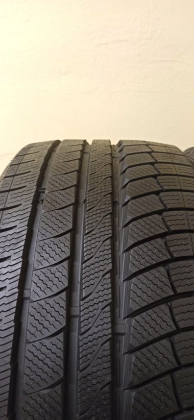 Davanti Wintoura+ XL 275/35 R20 102W 8,5 mm (Bazarové)