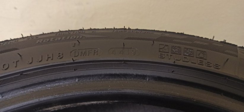 Nexen N blue 4Season 225/45 R17 94V 6,5 mm (Bazarové)