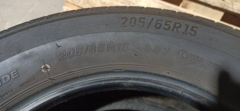 Lassa 205/65 R15 94V 5,5-6mm (Bazarové)