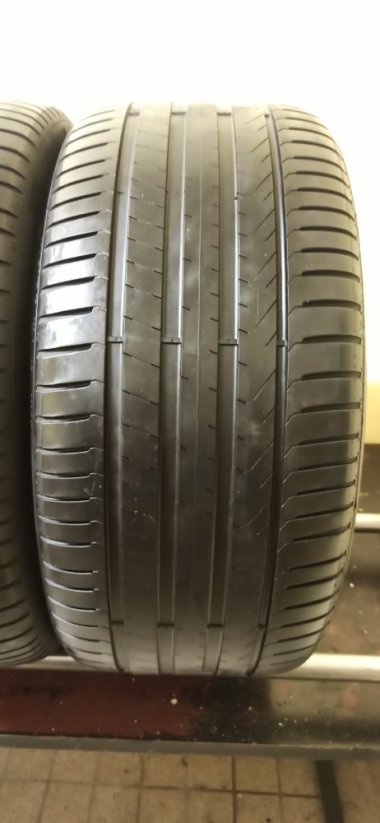 Pirelli P7 275/40 R18 103Y 4-5mm (Použité)
