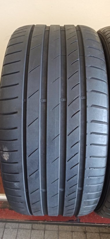 Kumho Eesta PS71 275/35 R20 102Y 3,5 - 5 mm (Použité)