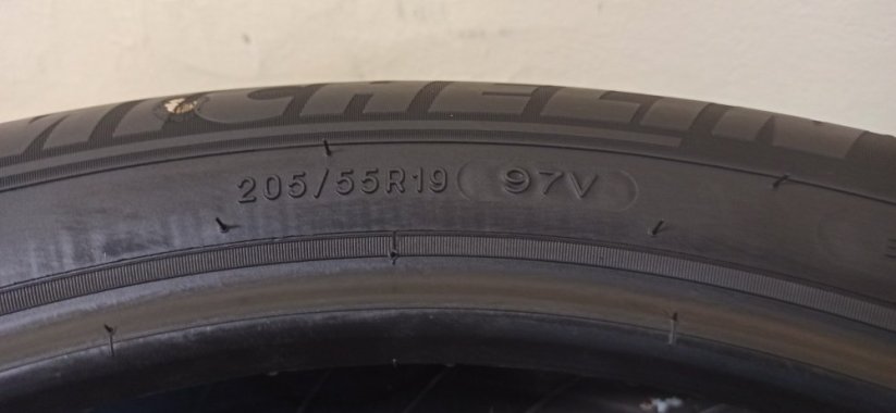 Michelin Pilot Primacy 3 205/55 R19 97V 5,5-6mm (Bazarové)