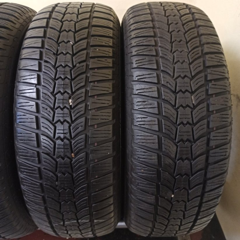 Sava Eskimo HP2 205/60 R15 94H 5,5 - 7,5 mm (Bazarové)