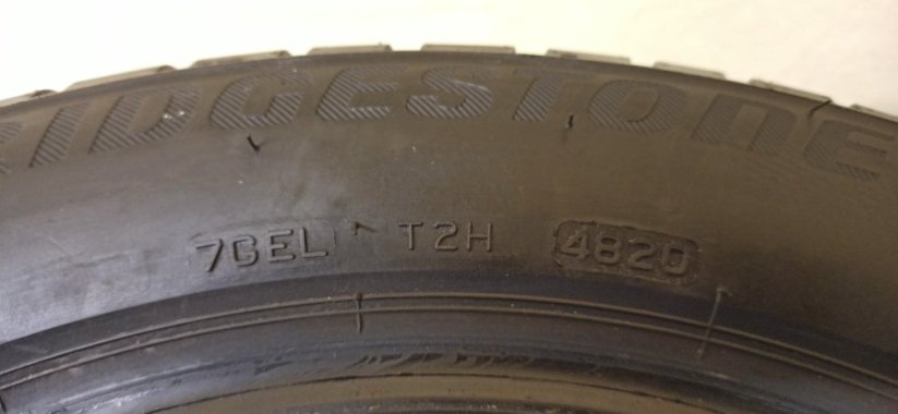 Bridgestone Blizzak LM001 185/60 R16 86H 7 mm (Bazarové)