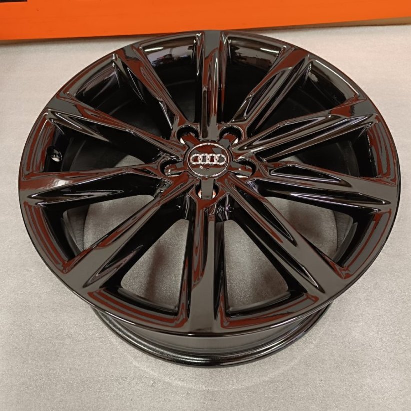 Originální alu kola na Audi A7 8Jx19'' , ET26