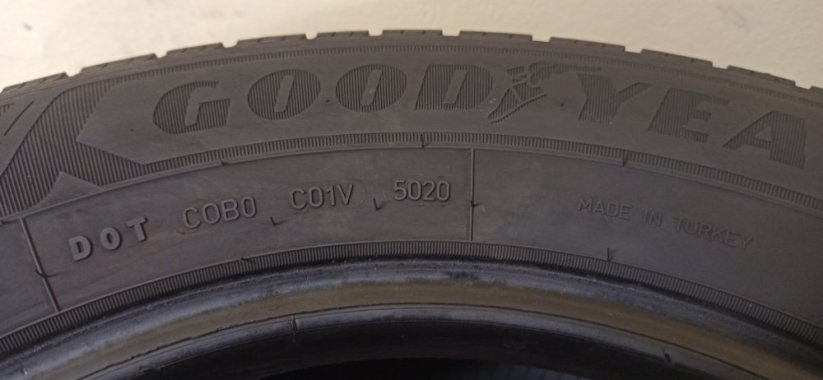 Goodyear Cargo 235/65 R16C 115/113S 5 - 5,5 mm (Použité)