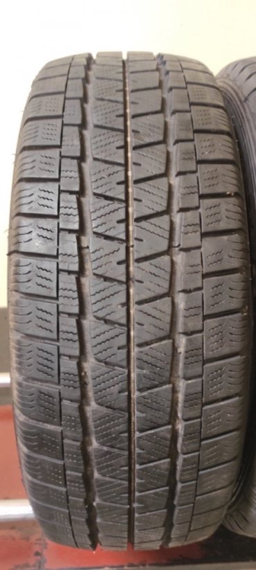 Falken 215/60 R17C 109/107T 8mm (Bazarové)