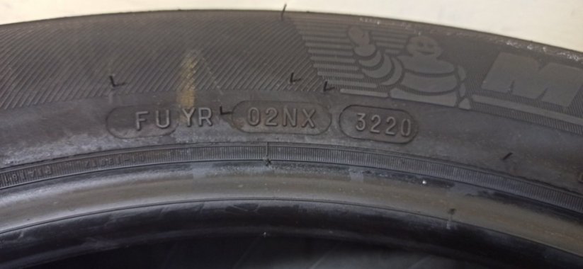 Michelin CrossClimate 225/55 R18 102V 5,5-6mm. (Použité)