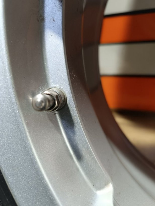 Alu kola Platin 4x108 ET20 + zimní pneu 195/55 R16