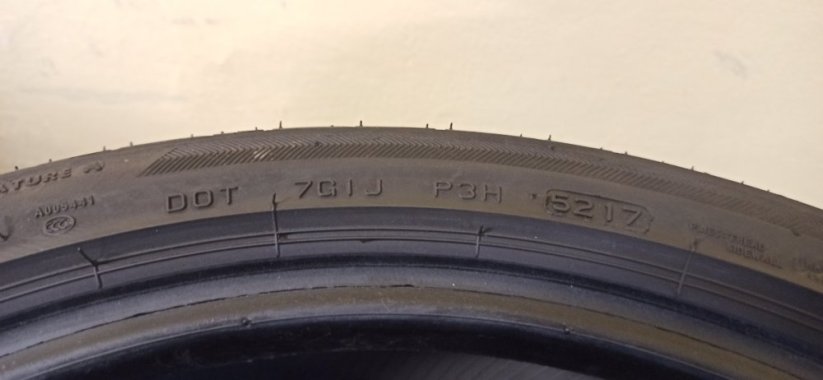 Bridgestone Potenza 225/40 R18 + 245/35 R18 (Použité)