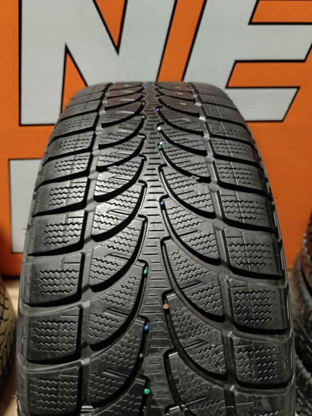 Kompletní kola Mercedes GLC 8x18'' ET38 zimní pneu