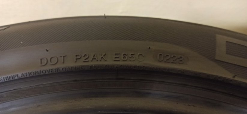 Dvourozměrné letní pneu 275/40 R20 + 315/35 R20 (Použité)