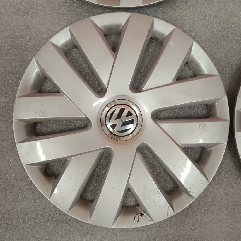 Puklice Volkswagen Polo 15" (bazarové)