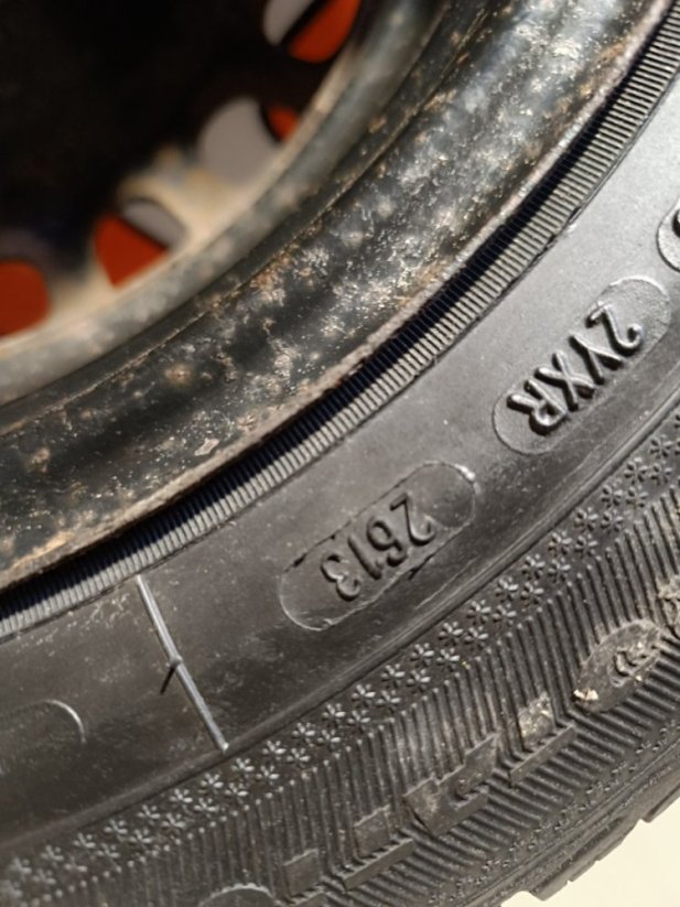 Zimní kola Opel Corsa 4x100 5,5Jx14 pneu 185/70R14