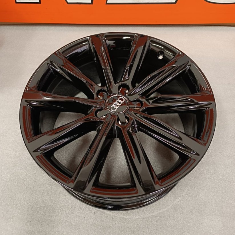 Originální alu kola na Audi A7 8Jx19'' , ET26