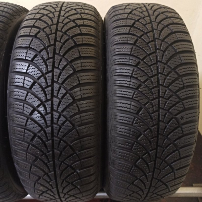 Goodyear Ultragrip 9 185/55 R15 82T 6,5 - 7,5 mm (Použité)