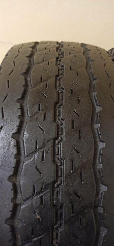 Bridgestone Duravis 215/70 R15C 109/107S 4,5 mm (Bazarové)