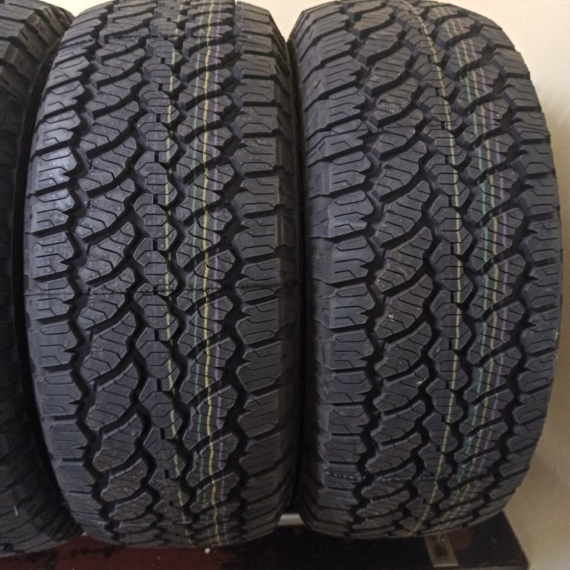 General Grabber AT3 (XL) 255/60 R18 112H 10 mm