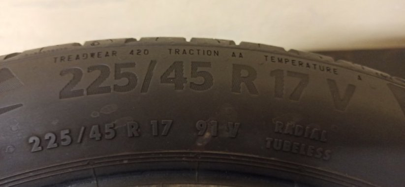 Continental EcoContact 6 225/45 R17 91V 5,5 mm (Použité)