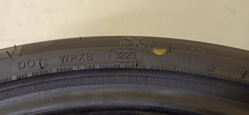 Davanti Wintoura + XL 225/40 R18 92V 8,5 mm (Použité)