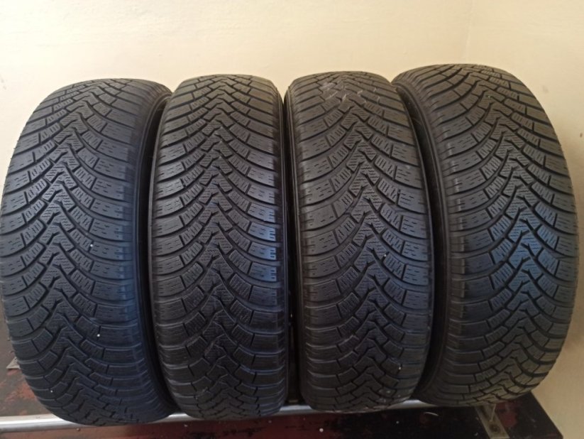 Falken Eurowinter 215/65 R17 99H 5,5-6,5mm (Použité)