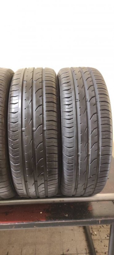 Continental 185/55 R16 83H 5,5mm (Bazarové)