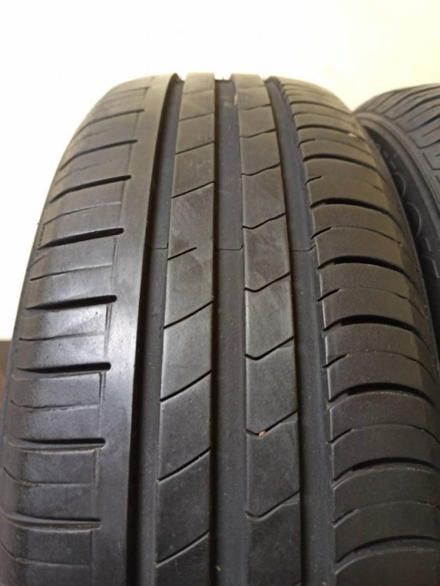 Hankook 175/60 R15 81H 5,5mm (Použité)