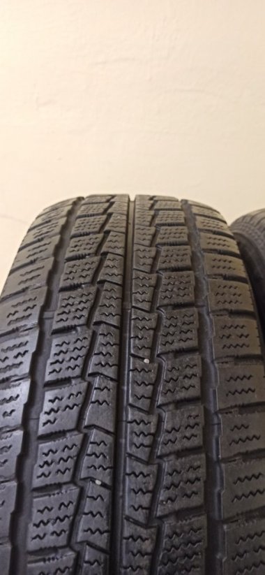 Hankook Winter 235/65 R16C 115/113R 5,5 - 6 mm (Použité)