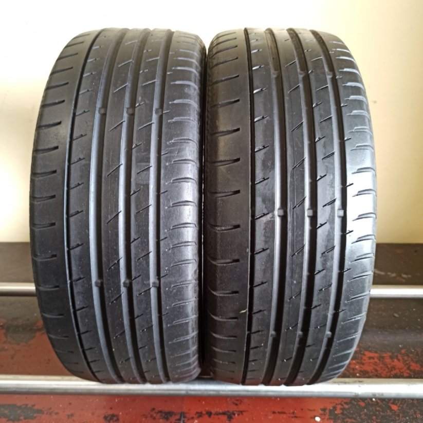Continental 215/45 R17 87V 4-5mm (Bazarové)