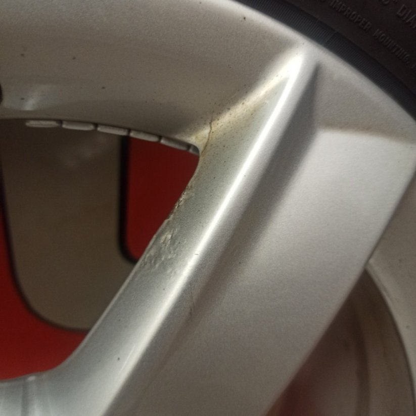 ALU kola Audi A4, 5x112 ET46 zimní pneu 225/55 R16