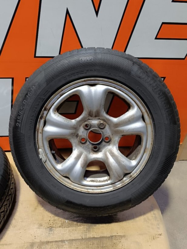 Zimní kola na Subaru Forester 215/65 R16