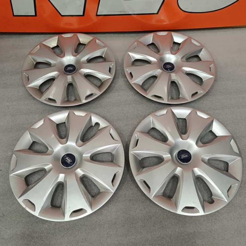 Puklice Ford Focus, Mondeo, C-Max 16" (bazarové)