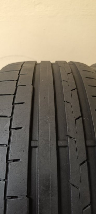 Continental Sport Contact 6 245/35 R20 95Y 5 mm (Bazarové)