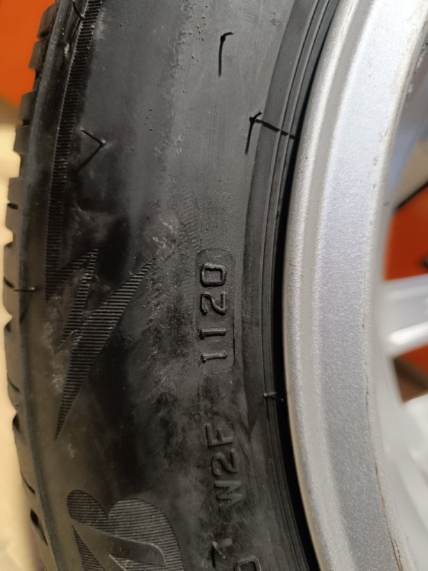 ALU kola Oxxo, 6,5x16'' 5x112+zimní pneu 205/60R16