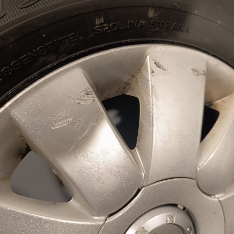 ALU kola Citroen C5, Berlingo, Xsara letní pneu 15