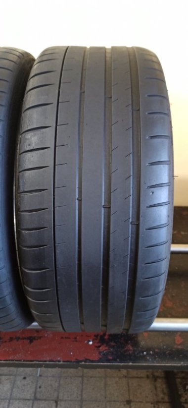 Michelin Pilot Sport 255/30 R20 92Y 2,5-3mm (Použité)
