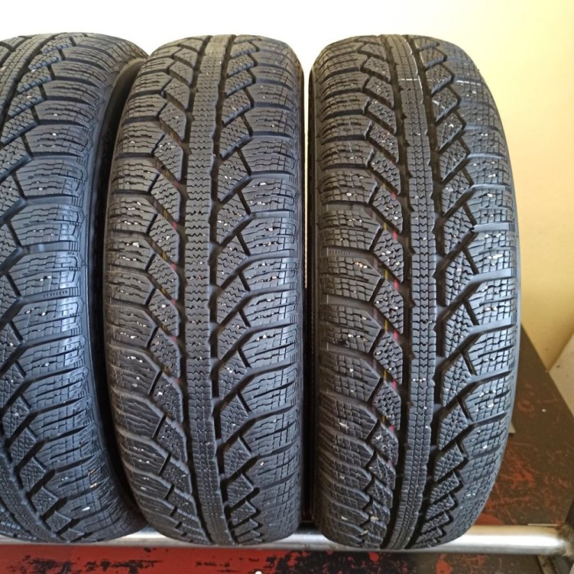 Semperit 165/60 R15 77T 7,5mm (Použité)