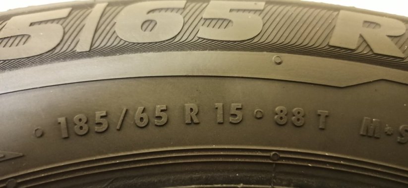 Semperit Speed-Grip 2 185/65 R15 88T 7 mm (Použité)