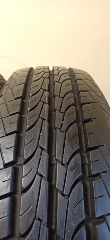 Semperit 185 R14C 102/100Q 8mm (Bazarové)