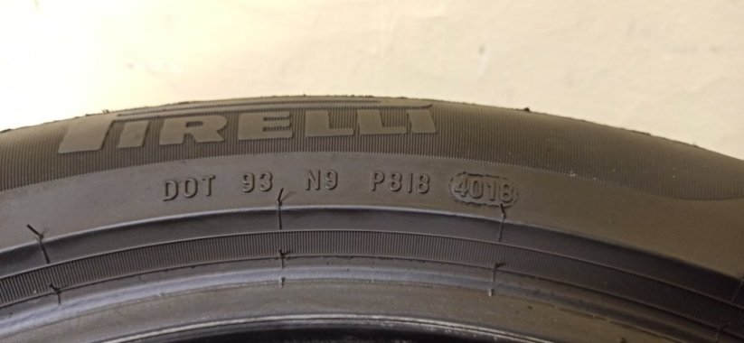 Pirelli 205/55 R17 91H 5-6mm (Použité)