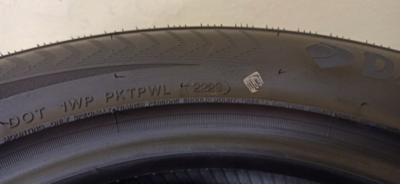 Davanti Alltoura 4-Seasons 215/55R16 97W 6,5-7,5mm (Použité)